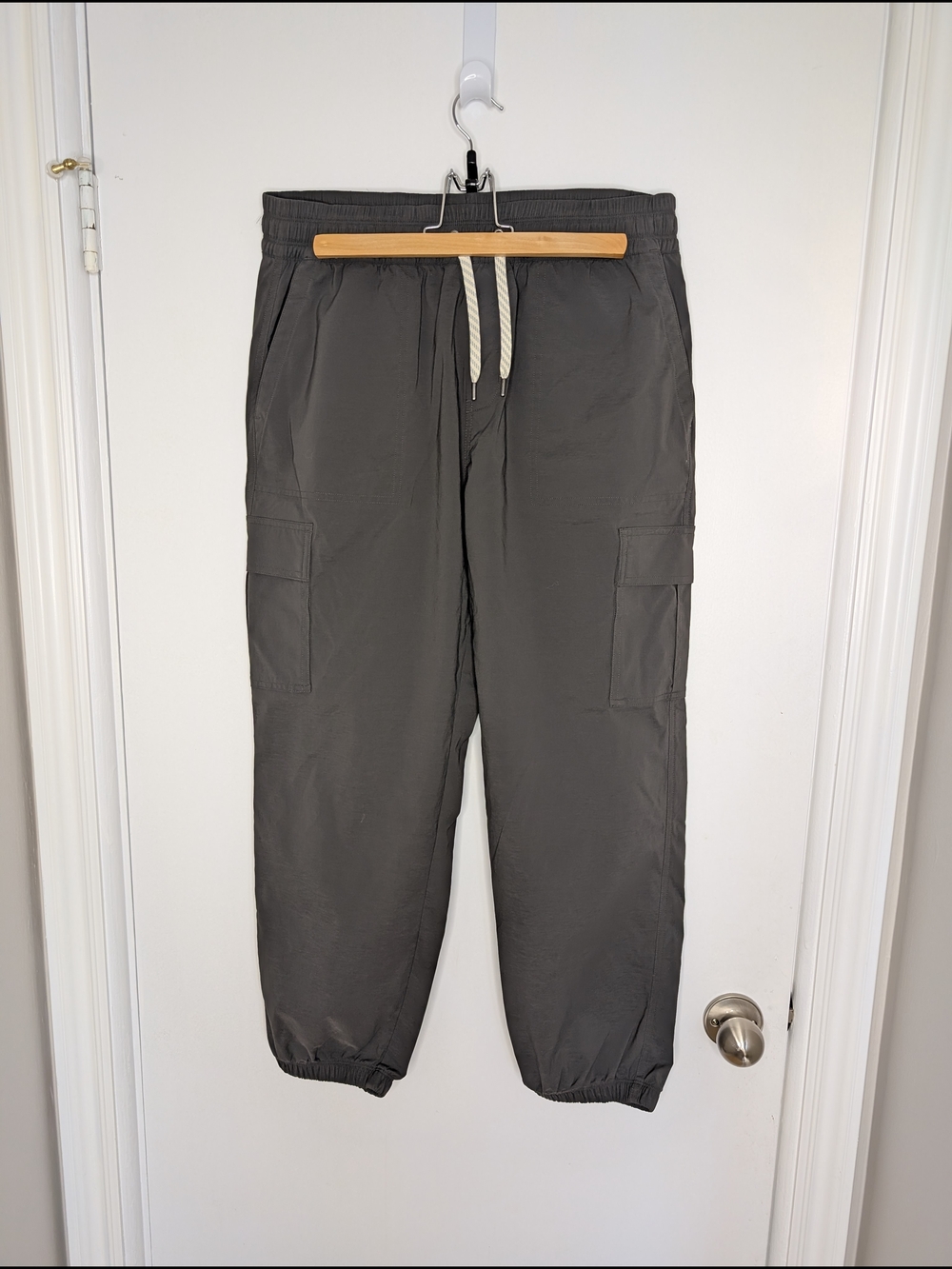 VUORI BIRCH Gray Cargo Jogger Pants with Drawstring